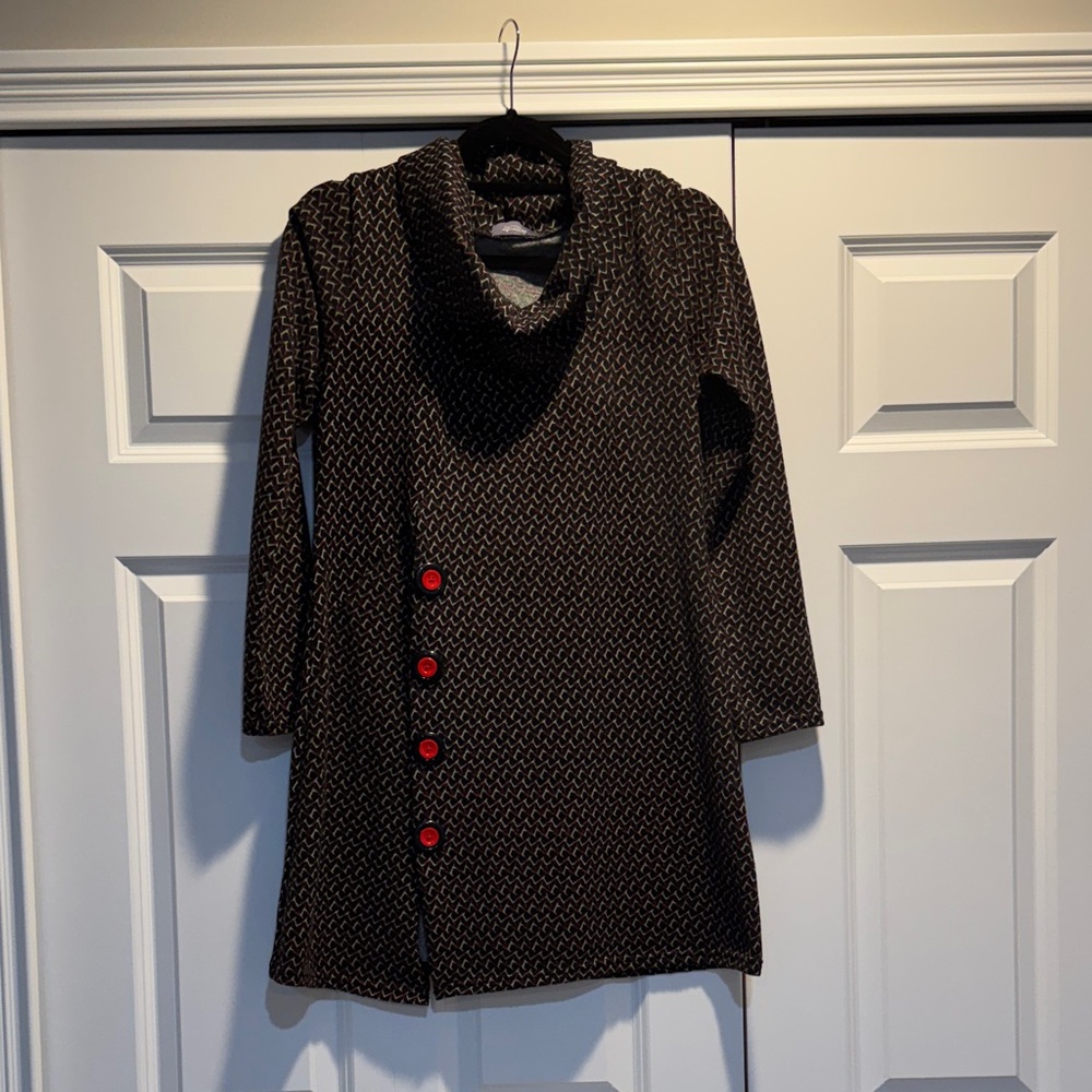 Elegant Black Tunic with Red Button Detail
